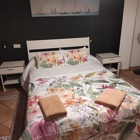 Ka Sanchez Vecindario Appartement Vecindario  Buitenkant foto